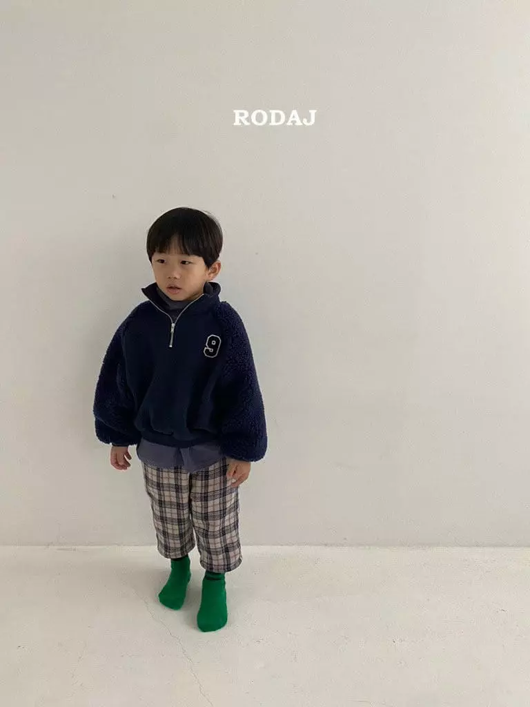 Roda J - Korean Children Fashion - #designkidswear - Gugu Half Zip-up - 12