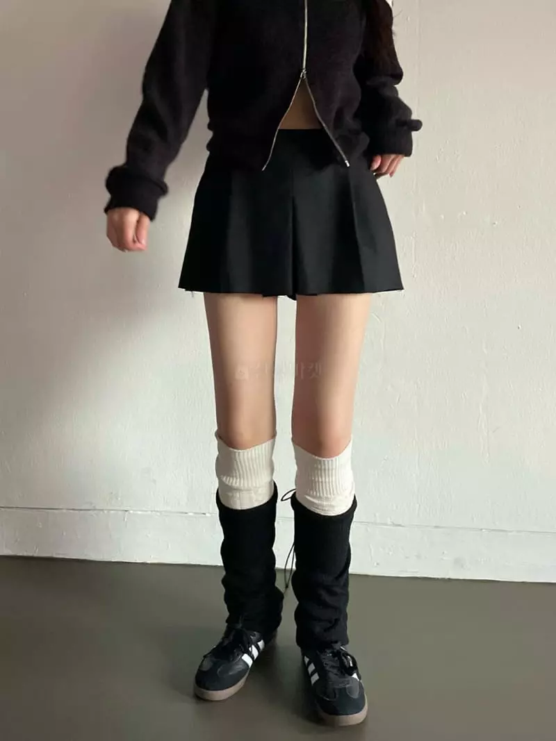 Rooof - Korean Women Fashion - #womensfashion - Currot Pants - 2