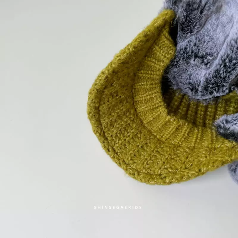 Shinseage Kids - Korean Children Fashion - #kidsshorts - Bell Knit Earmuff - 2
