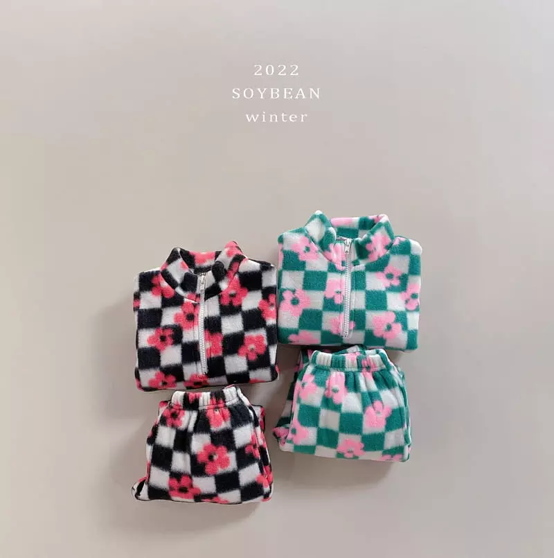 Soybean - Korean Children Fashion - #littlefashionista - Checker Fleece Top Bottom Set - 7