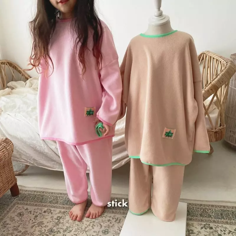 Stick - Korean Children Fashion - #childofig - Fleece Pajama Set - 8