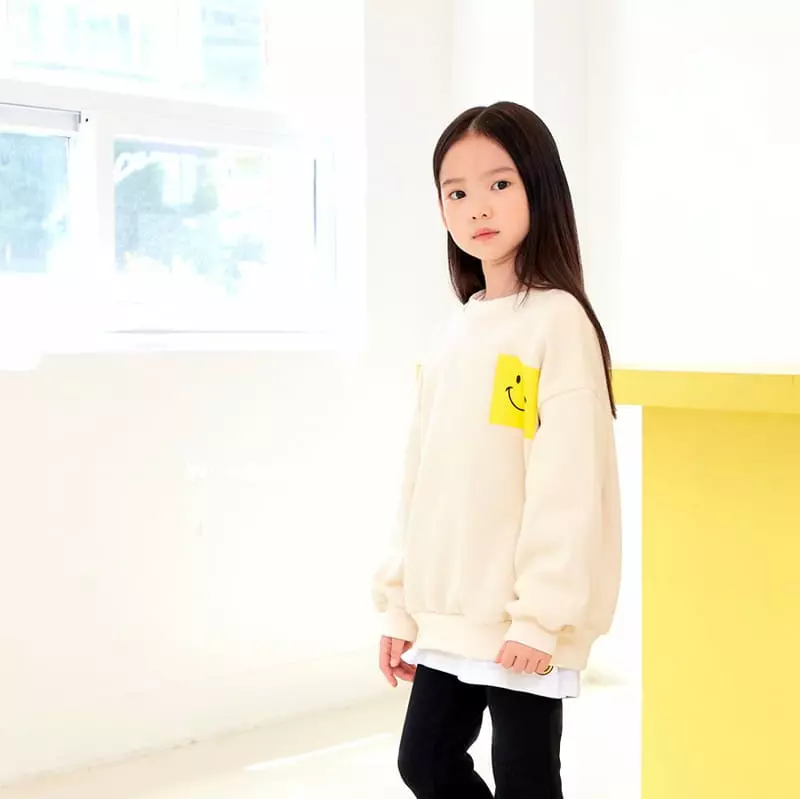 Whitesketchbook - Korean Children Fashion - #littlefashionista - Smile Pocket Sweatshirt - 5