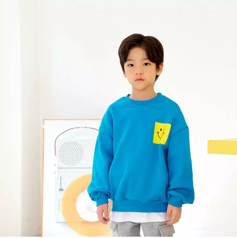 Whitesketchbook - Korean Children Fashion - #prettylittlegirls - Smile Pocket Sweatshirt - 8
