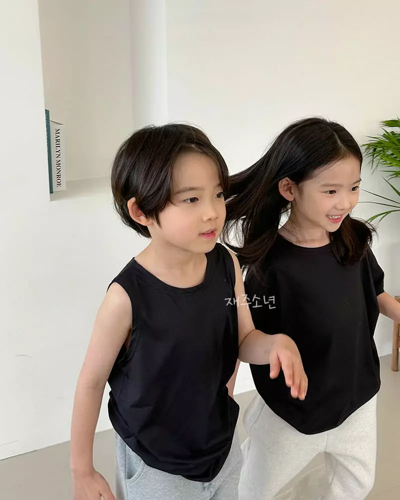 Witty Boy - Korean Children Fashion - #Kfashion4kids - Easy Warm Short Sleeves Tee - 9