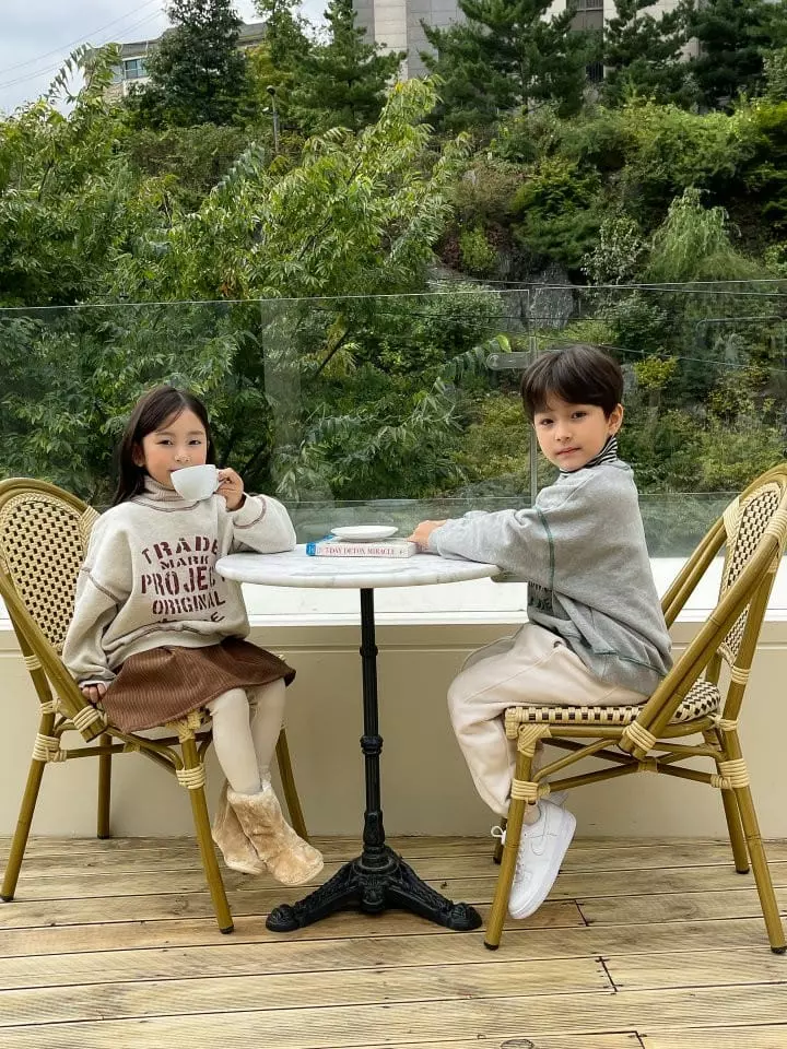 a-Market - Korean Children Fashion - #childofig - Trade Sweatshirt - 6