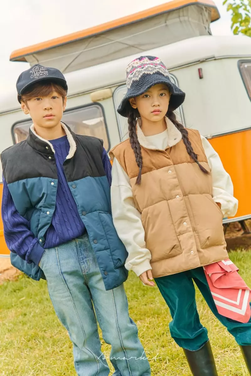 a-Market - Korean Children Fashion - #childrensboutique - Suede Padding Vest - 9