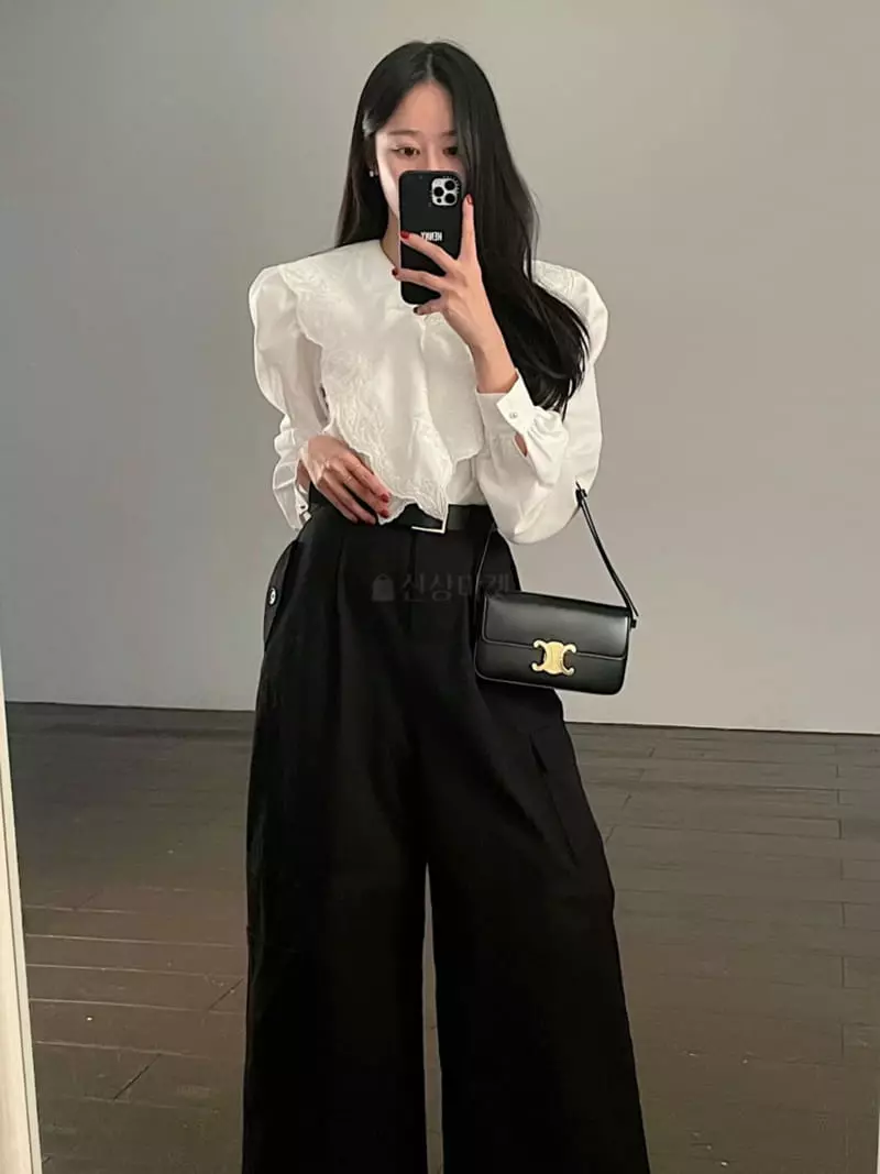 140 Avenue - Korean Women Fashion - #womensfashion - Vintage Embroidery Blouse - 4