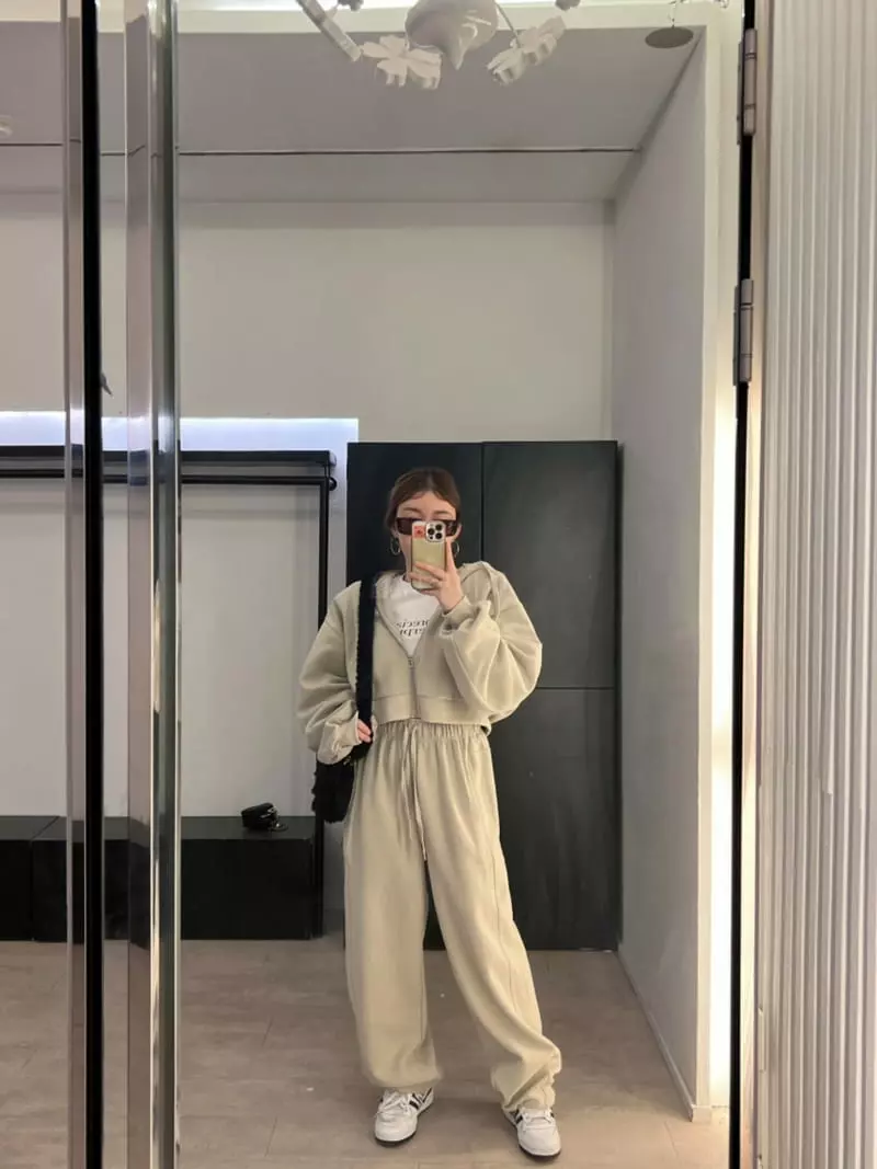 140 Avenue - Korean Women Fashion - #vintagekidsstyle - Fleece Crop Hoodu Zip-up - 4