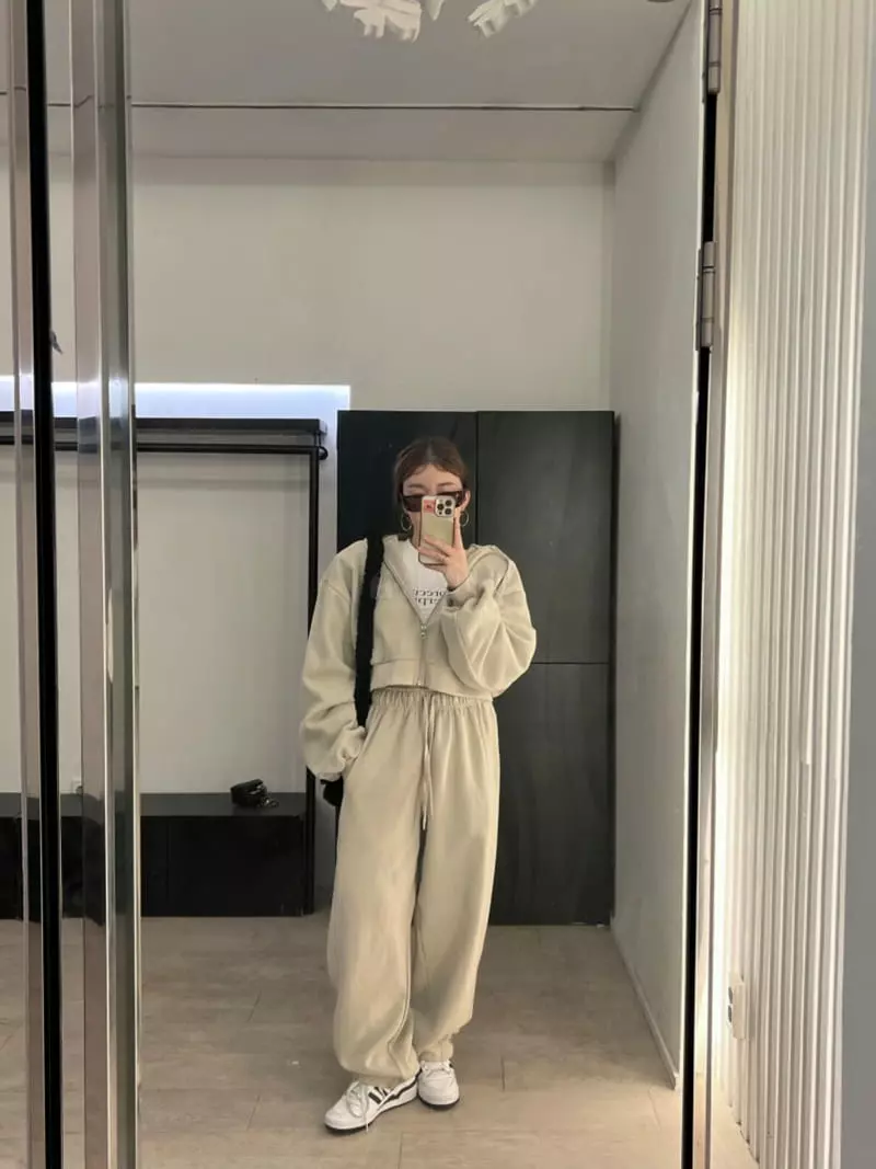 140 Avenue - Korean Women Fashion - #shopsmall - Fleece Crop Hoodu Zip-up - 7