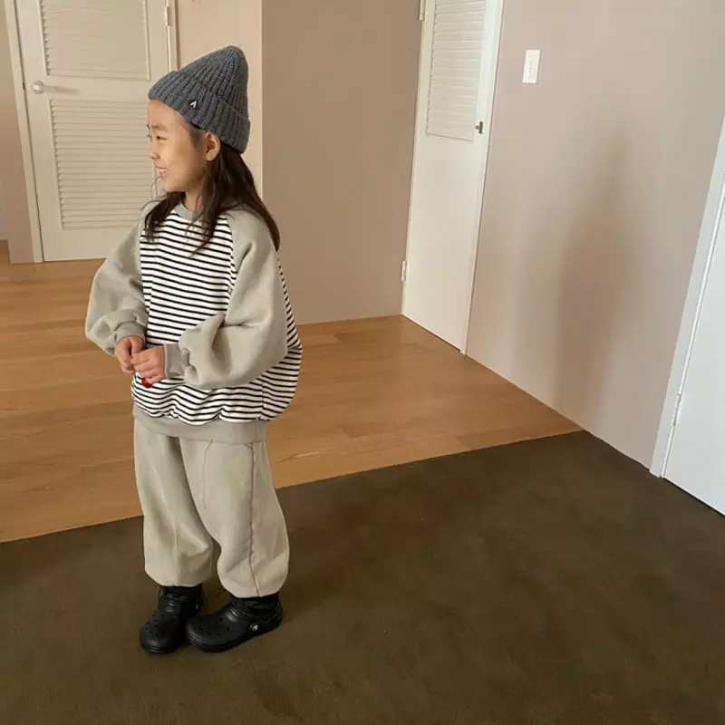 Apfel - Korean Children Fashion - #kidzfashiontrend - Hello Sweatshirt - 11