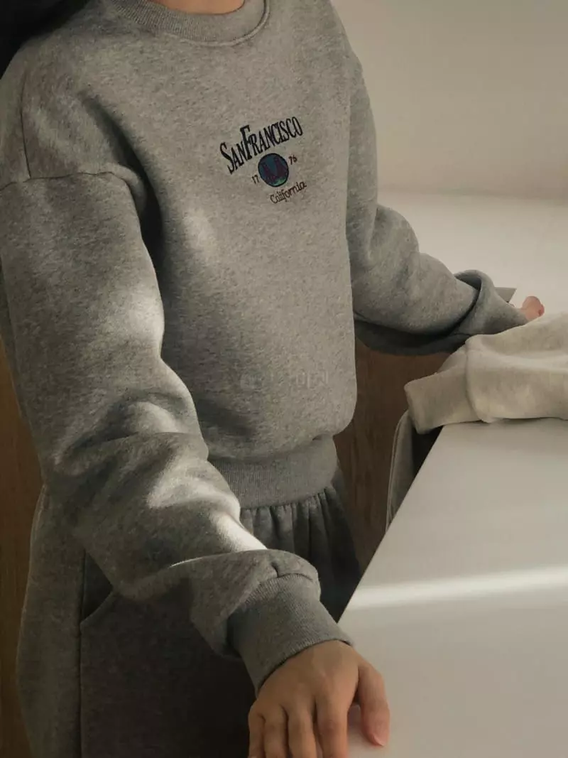 Atthismoment - Korean Women Fashion - #momslook - Carry Fleece Sweatshirt - 5