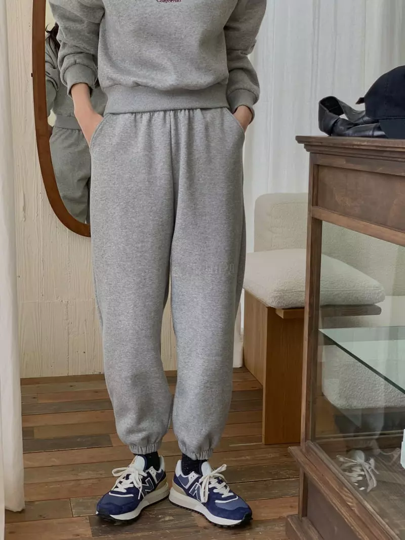 Atthismoment - Korean Women Fashion - #momslook - Fleece pants - 10