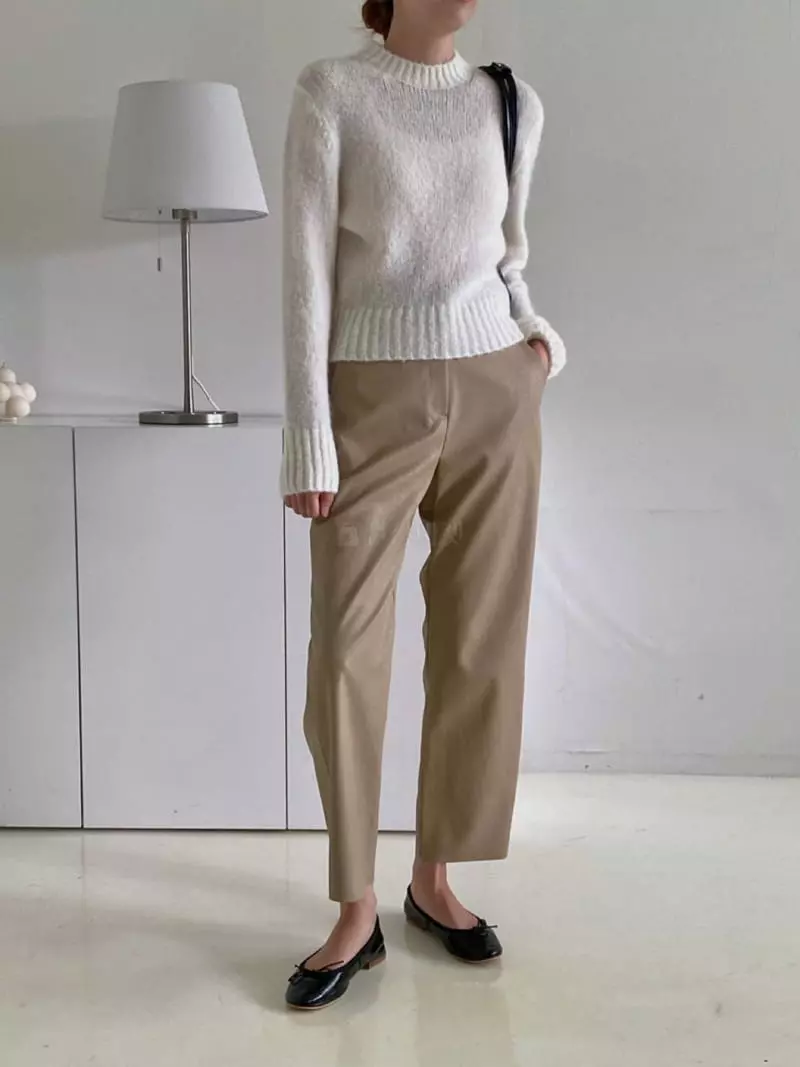 Atthismoment - Korean Women Fashion - #restrostyle - Round Knit Tee - 8