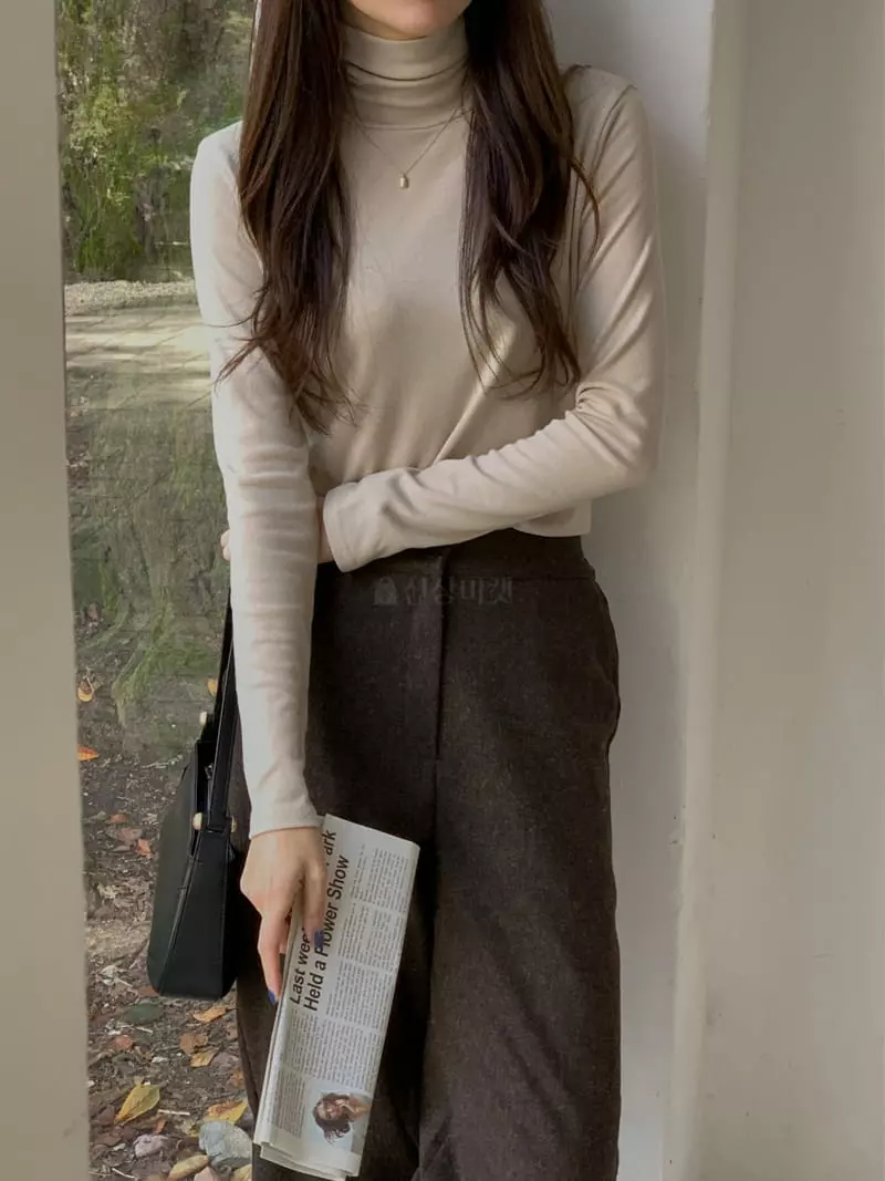 Atthismoment - Korean Women Fashion - #romanticstyle - Heat Tee