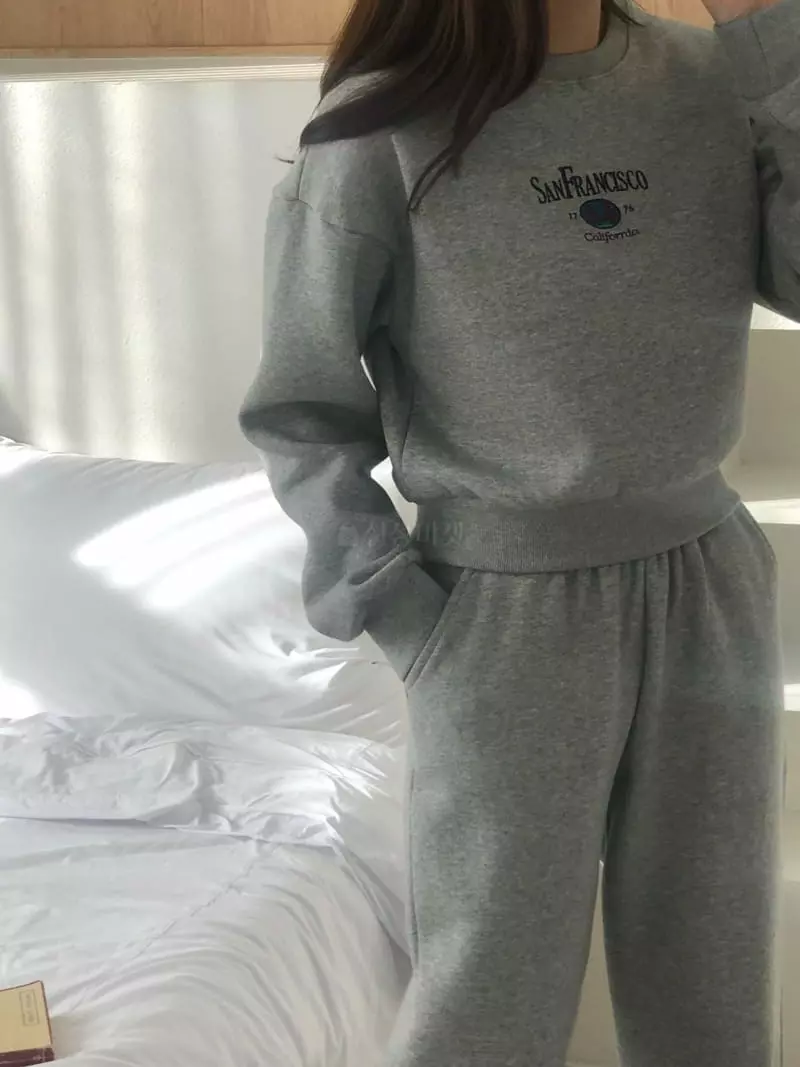 Atthismoment - Korean Women Fashion - #womensfashion - Carry Fleece Sweatshirt - 10