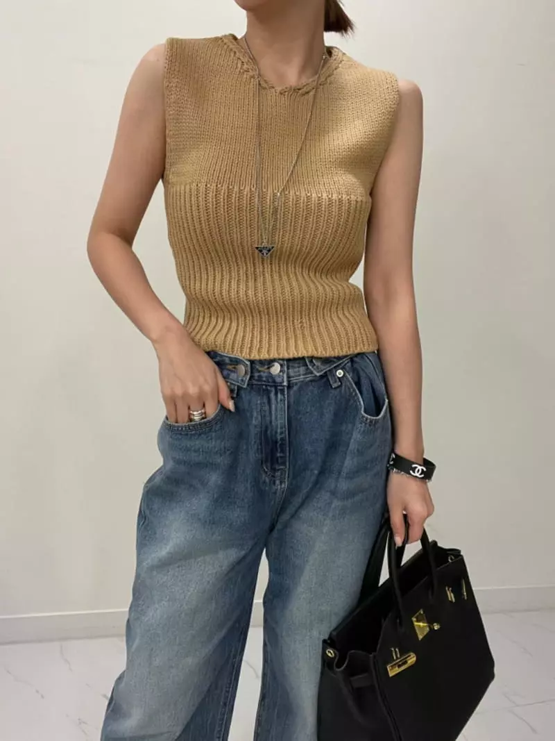 Auver_Fit - Korean Women Fashion - #momslook - Bera Knit Vest - 6