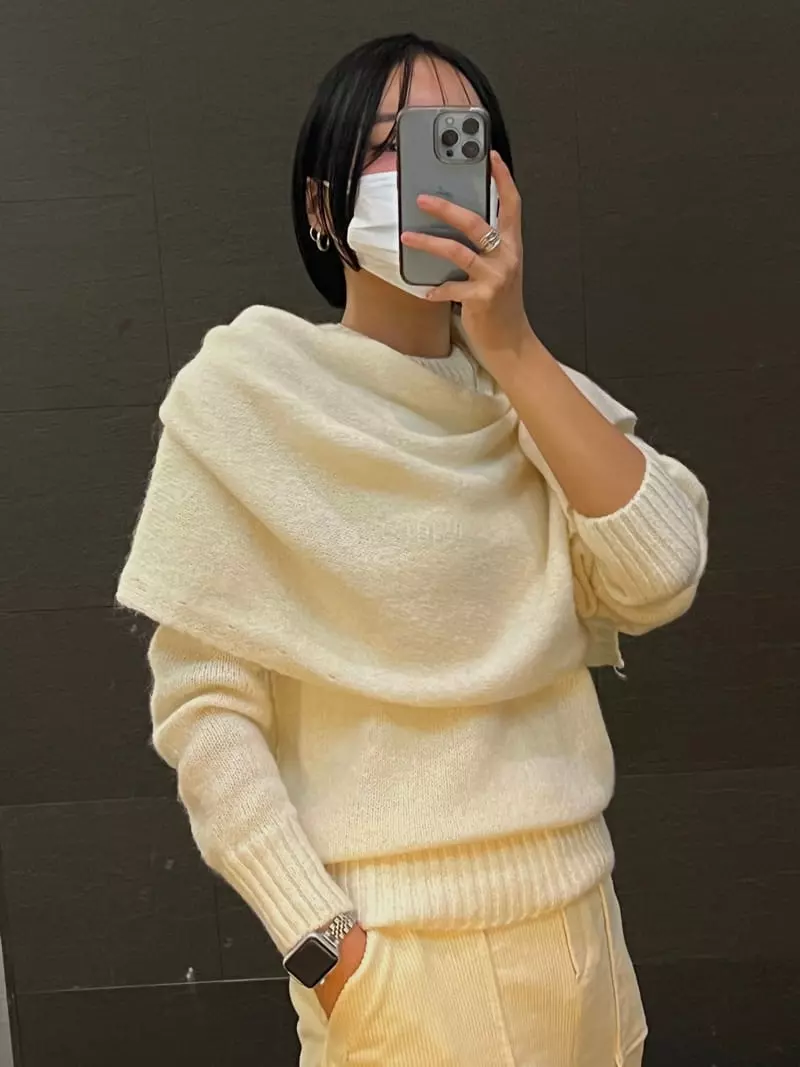 Auver_Fit - Korean Women Fashion - #momslook - Mufffler Knit Tee - 11