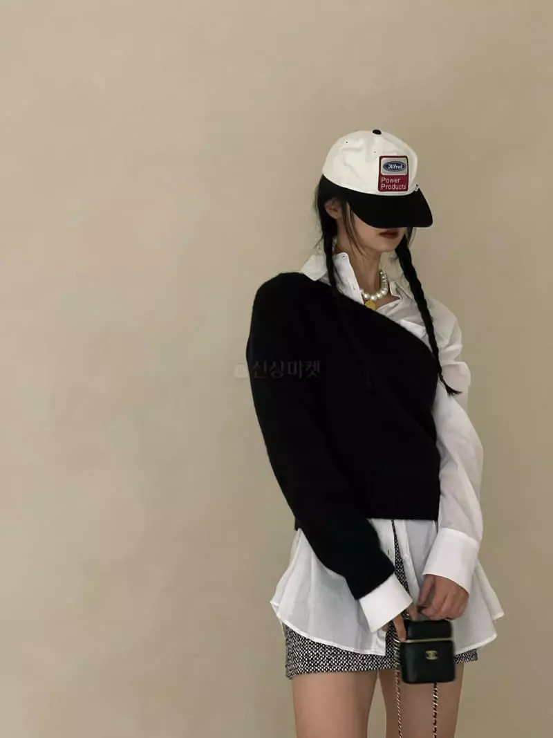 Auver_Fit - Korean Women Fashion - #momslook - One Shoulder Knit Tee - 9