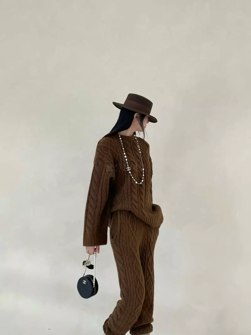 Auver_Fit - Korean Women Fashion - #momslook - Fisher Round Knit Tee - 8
