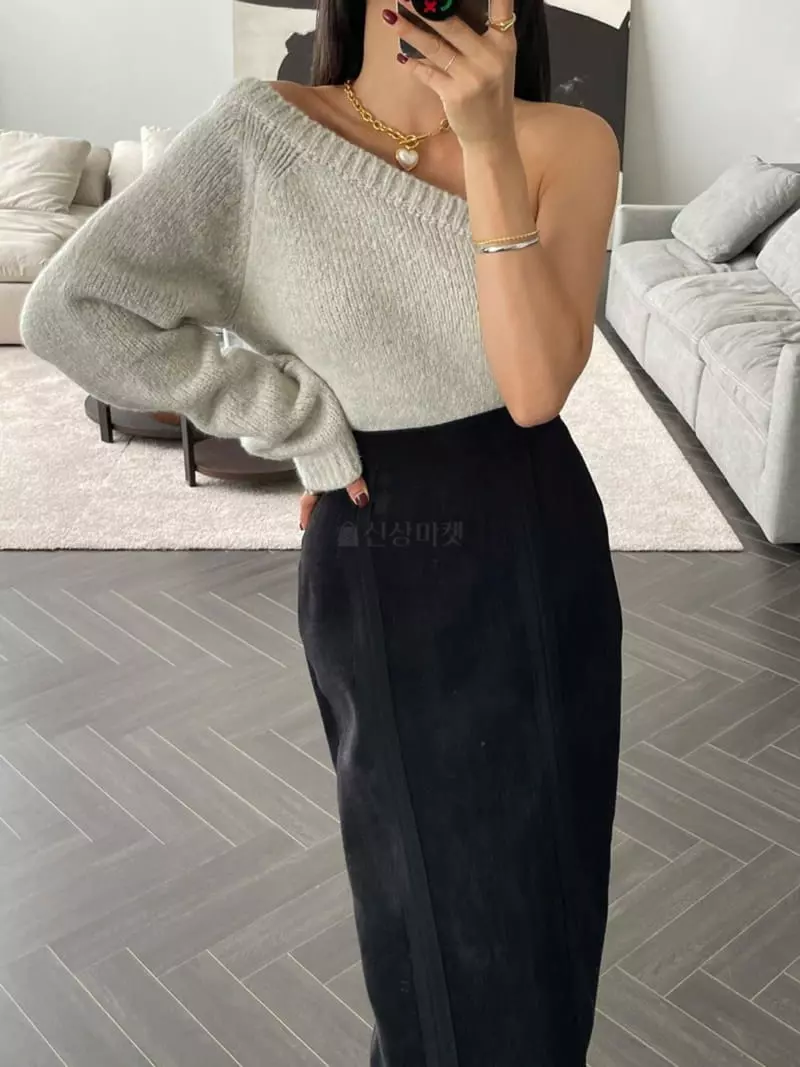 Auver_Fit - Korean Women Fashion - #pursuepretty - One Shoulder Knit Tee - 3