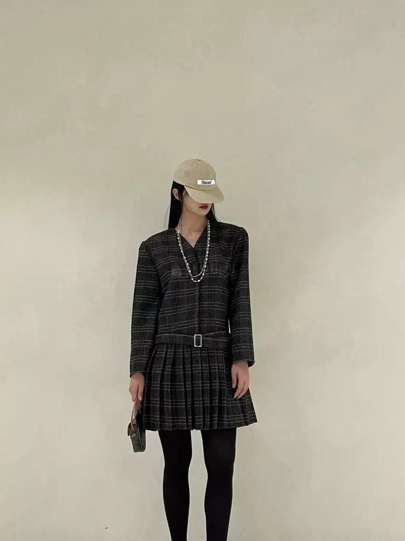Auver_Fit - Korean Women Fashion - #thatsdarling - Check Wrinkle One-piece