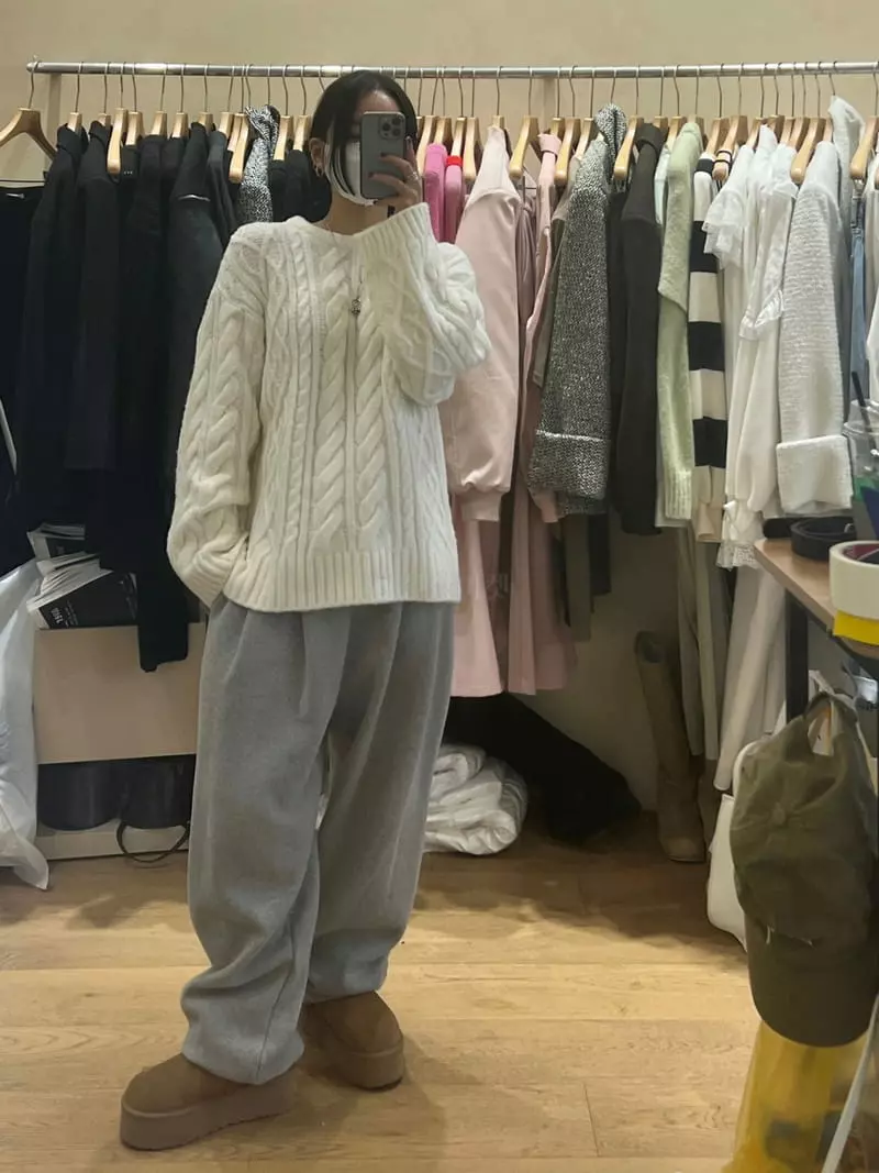 Auver_Fit - Korean Women Fashion - #shopsmall - Fisher Round Knit Tee - 4