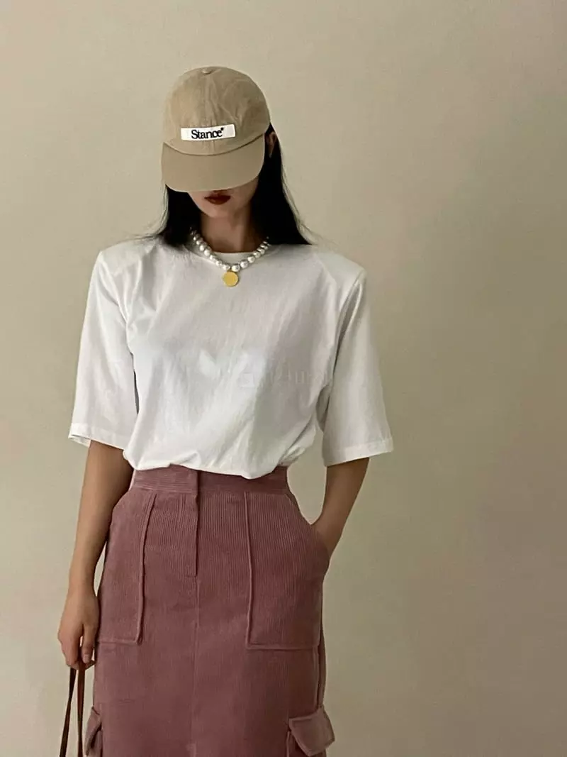 Auver_Fit - Korean Women Fashion - #womensfashion - Peach Pad Slit Tee - 3