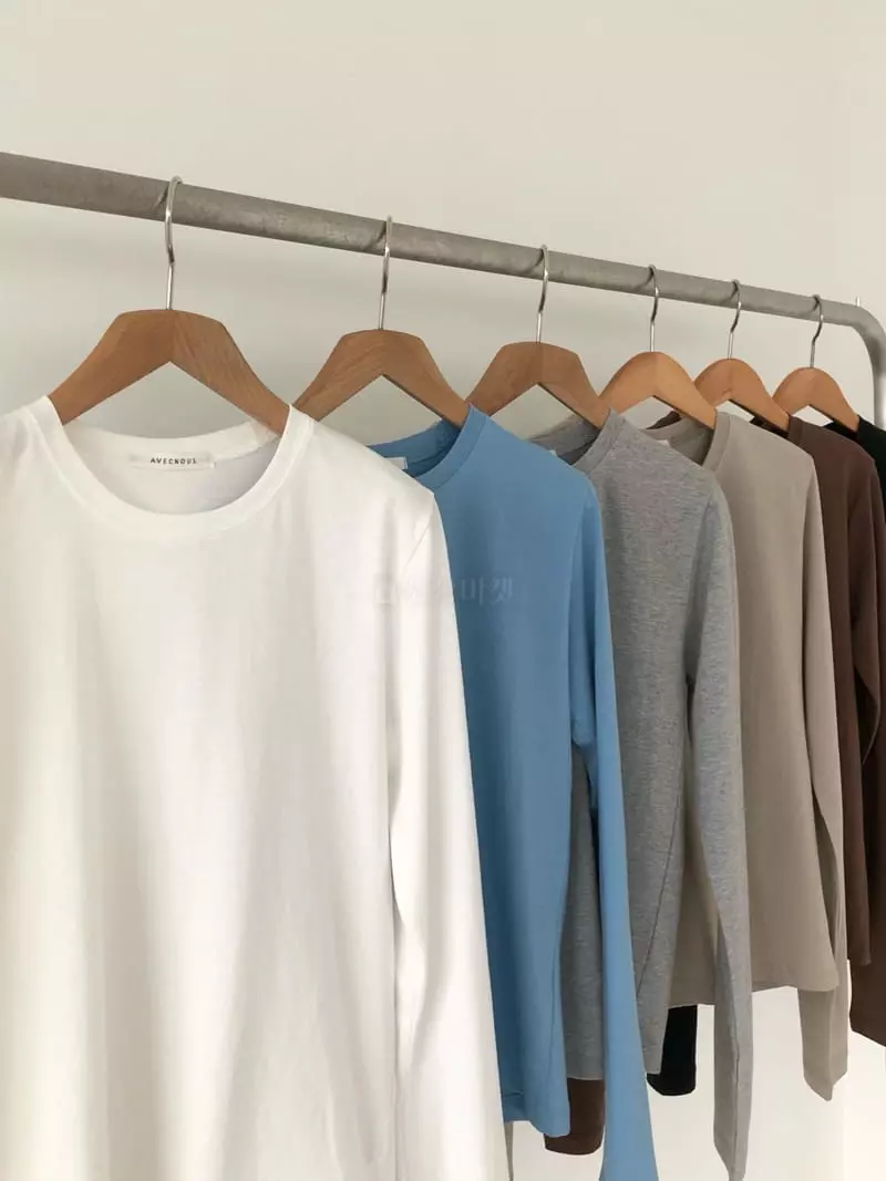 Avecnous - Korean Women Fashion - #momslook - Stan Tee - 2