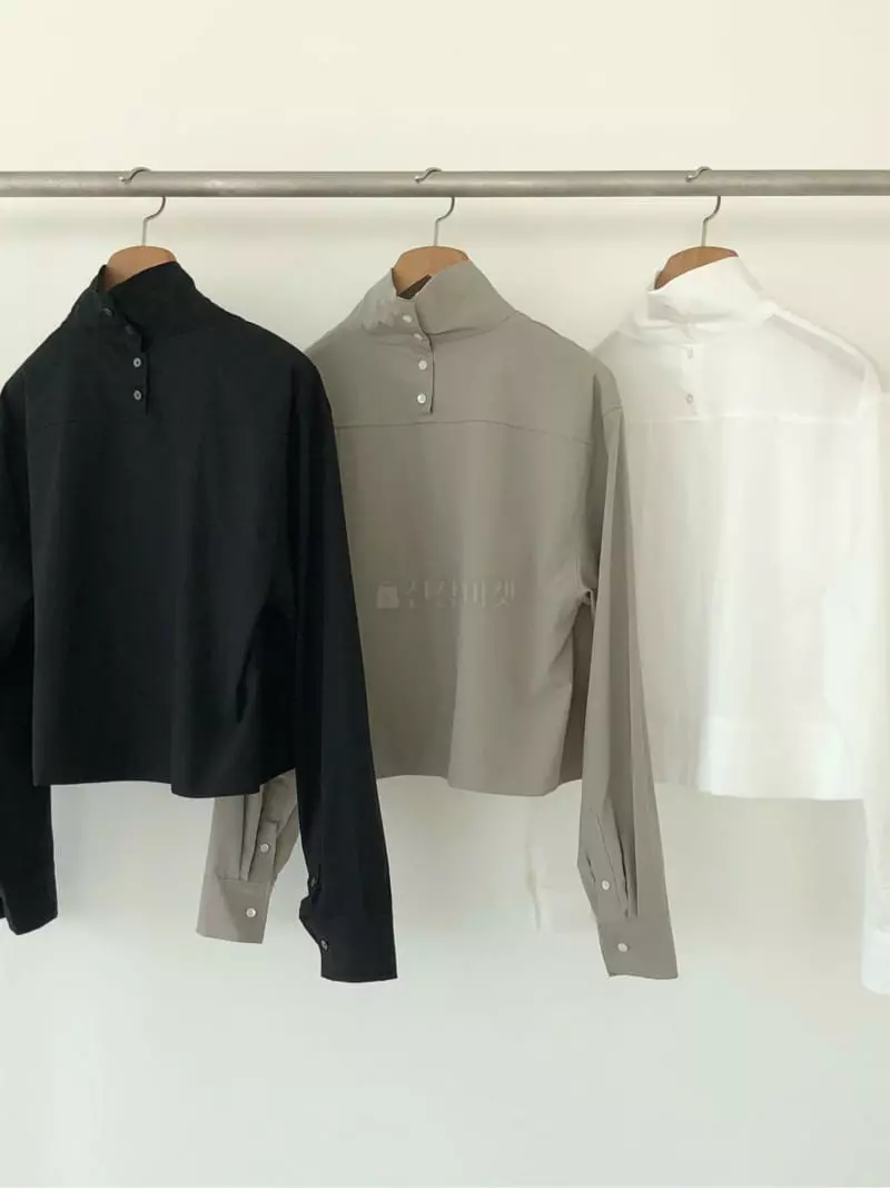 Avecnous - Korean Women Fashion - #womensfashion - Bia Crop Blouse - 3