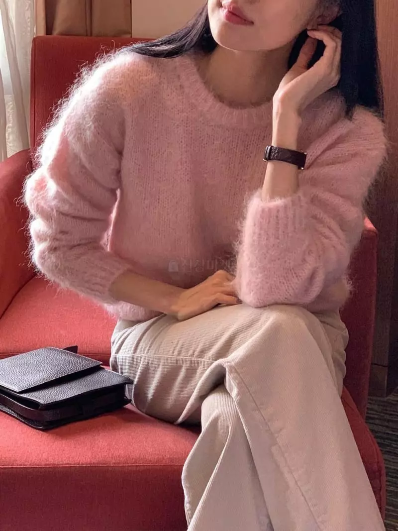 Baking Powder - Korean Women Fashion - #vintageinspired - Muse Round Knit Tee - 3