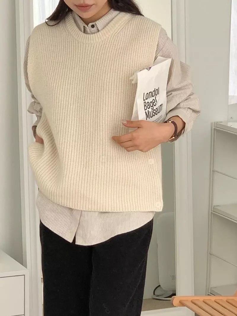 Baking Powder - Korean Women Fashion - #vintagekidsstyle - Three Buton Vest - 7