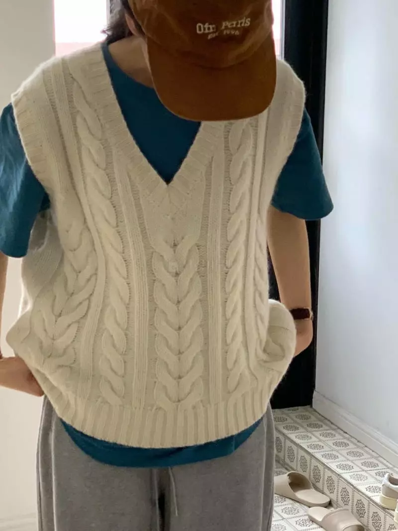 Baking Powder - Korean Women Fashion - #momslook - Illy Twist Vest - 4