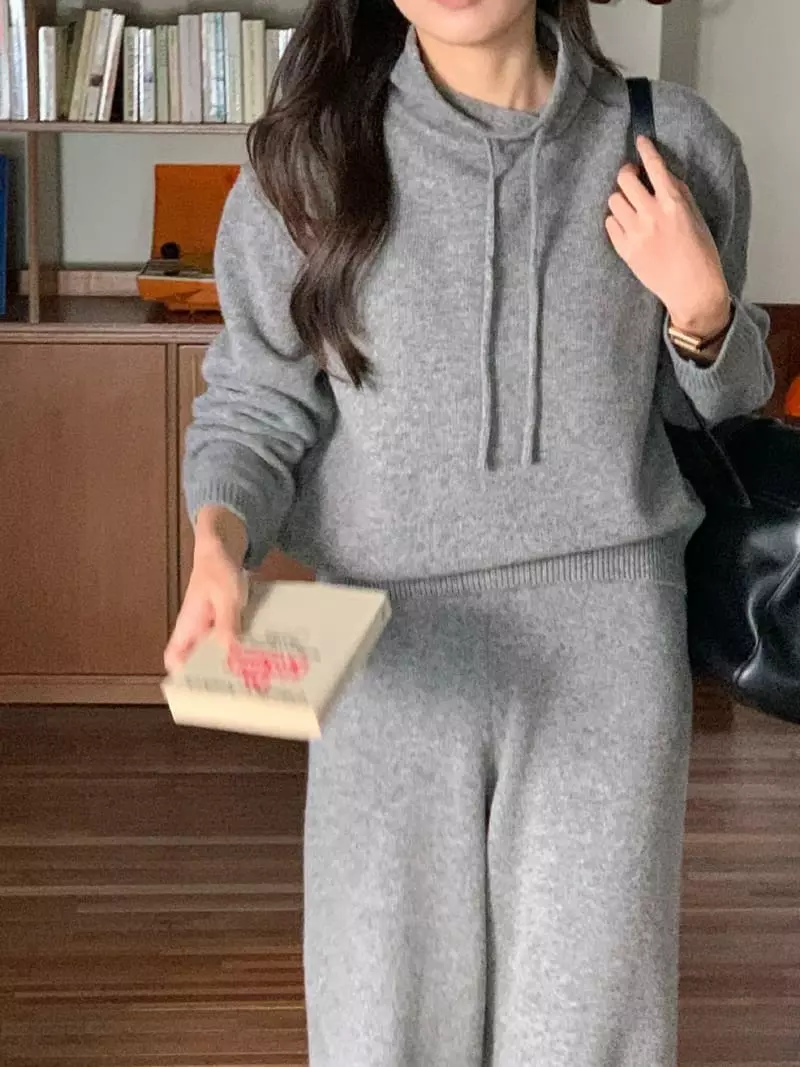 Baking Powder - Korean Women Fashion - #womensfashion - Bow Turtleneck Knit Tee - 3
