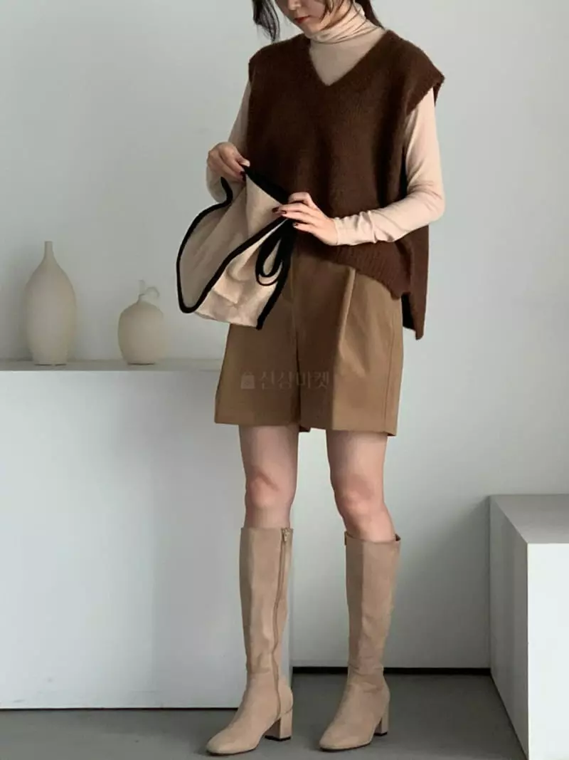 Baribari - Korean Women Fashion - #momslook - Peach Shorts