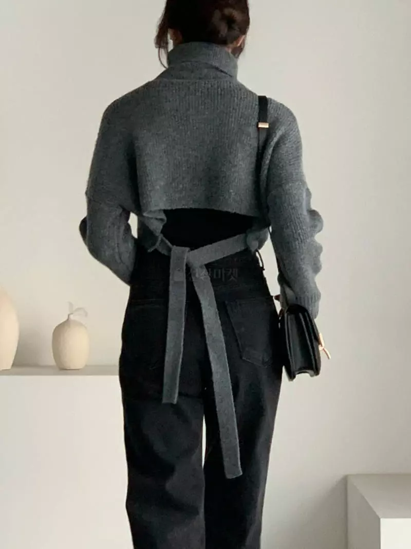 Baribari - Korean Women Fashion - #momslook - Crop Knit Turtleneck Tee - 8