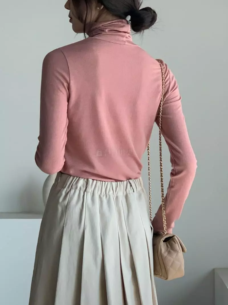 Baribari - Korean Women Fashion - #momslook - Cutting Turtleneck Tee - 6