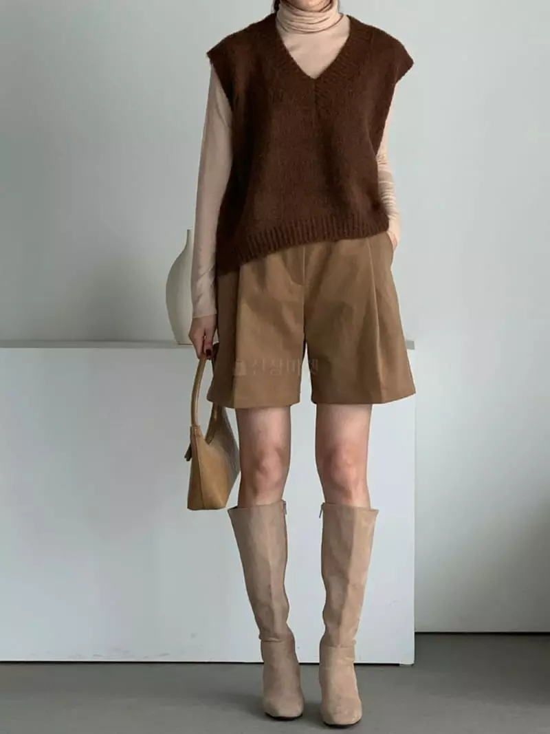 Baribari - Korean Women Fashion - #momslook - Bookle V Vest - 11