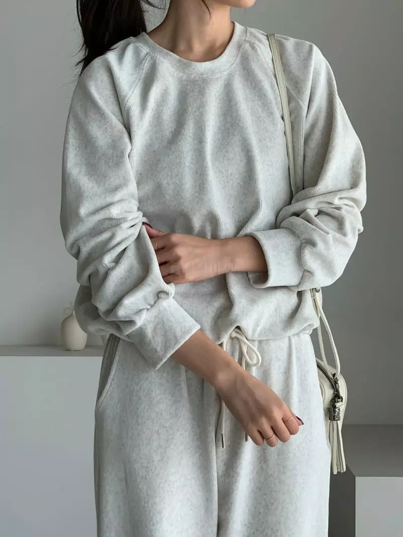 Baribari - Korean Women Fashion - #momslook - Veloure Sweatshirt
