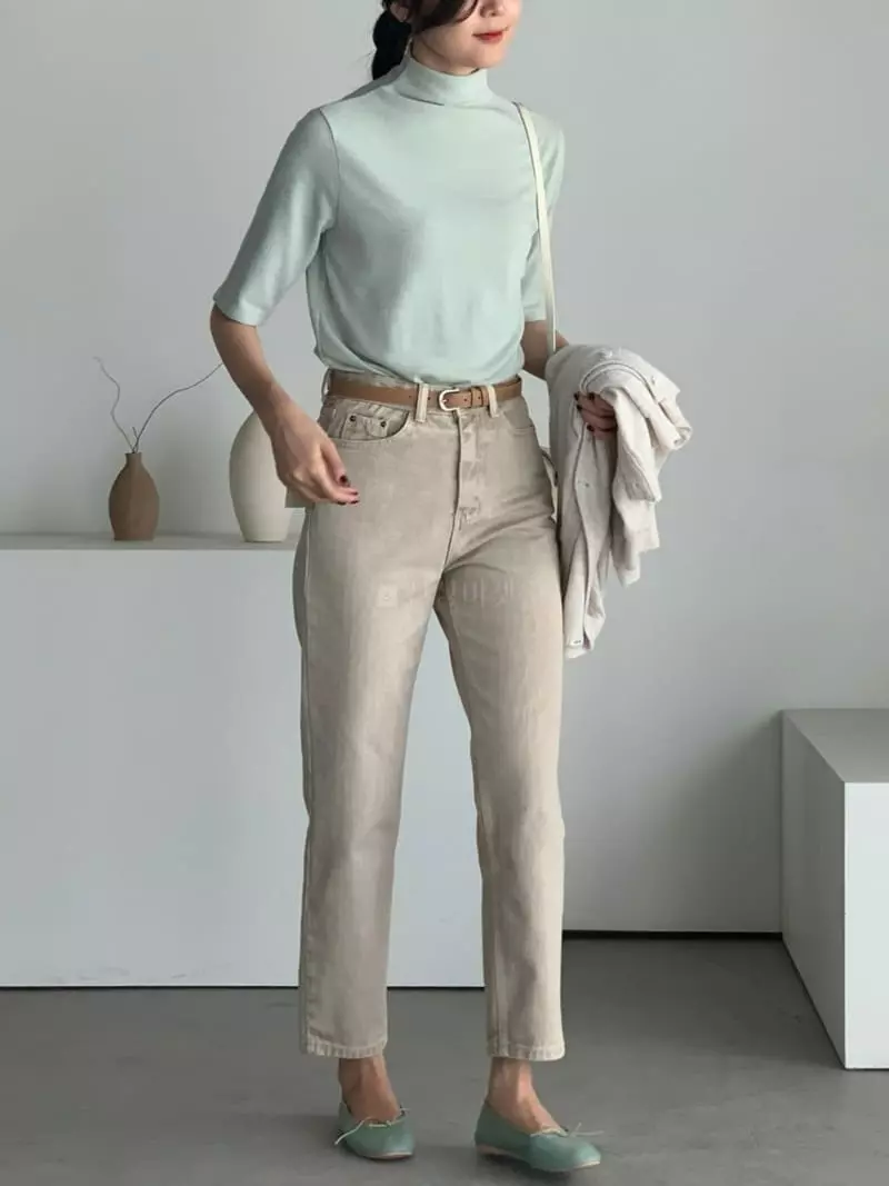 Baribari - Korean Women Fashion - #momslook - Short Sleeve Turtleneck Tee - 2