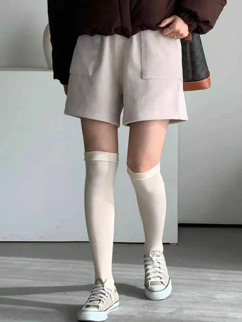 Baribari - Korean Women Fashion - #momslook - Mini RIb Pants - 3