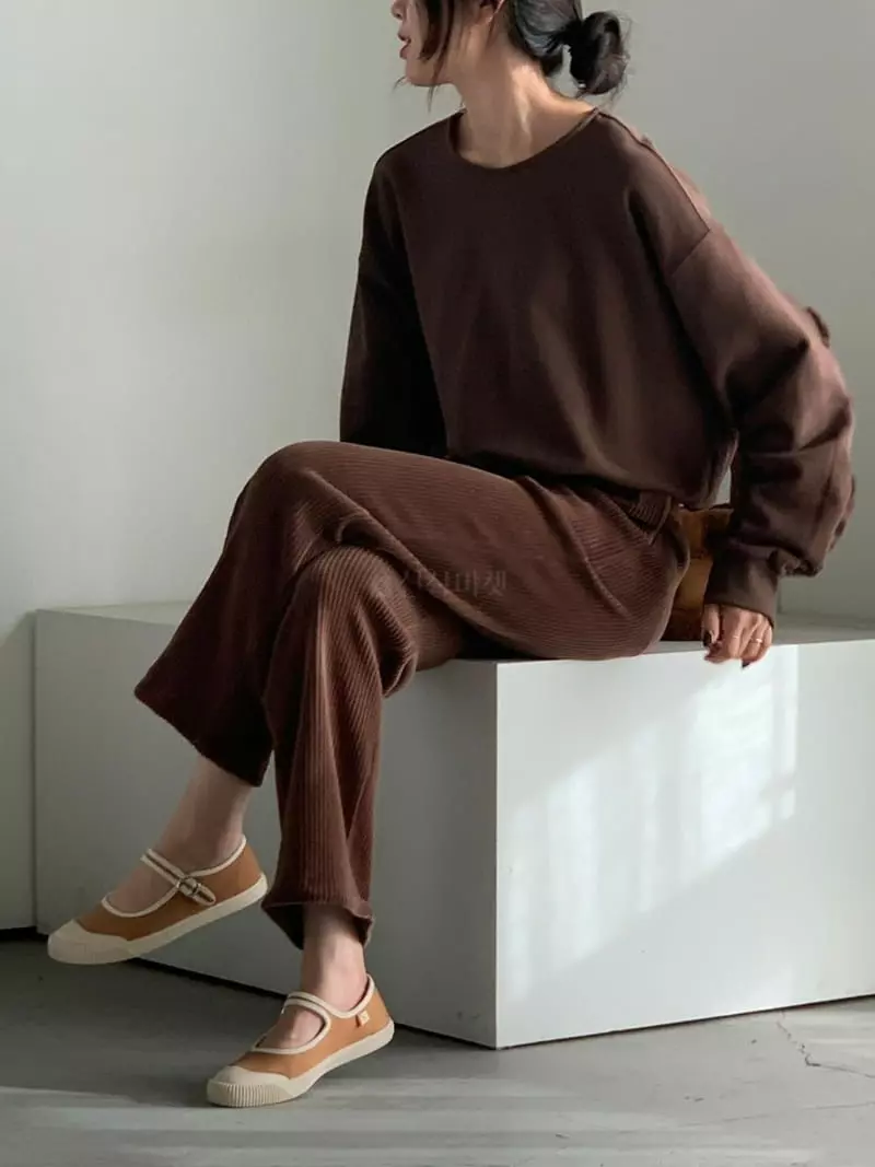 Baribari - Korean Women Fashion - #momslook - Rib Tape Pants - 10