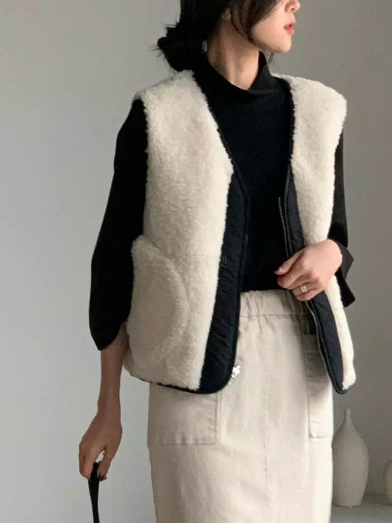 Baribari - Korean Women Fashion - #pursuepretty - Reversible Vest - 8
