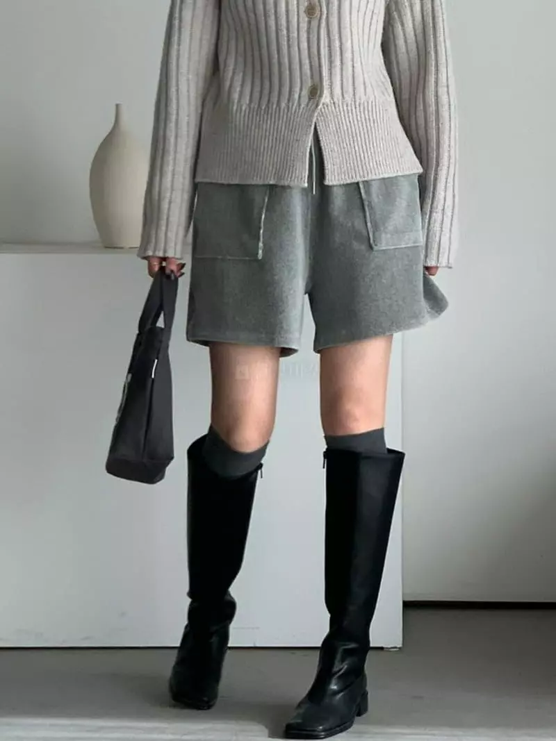 Baribari - Korean Women Fashion - #restrostyle - Mini RIb Pants - 12