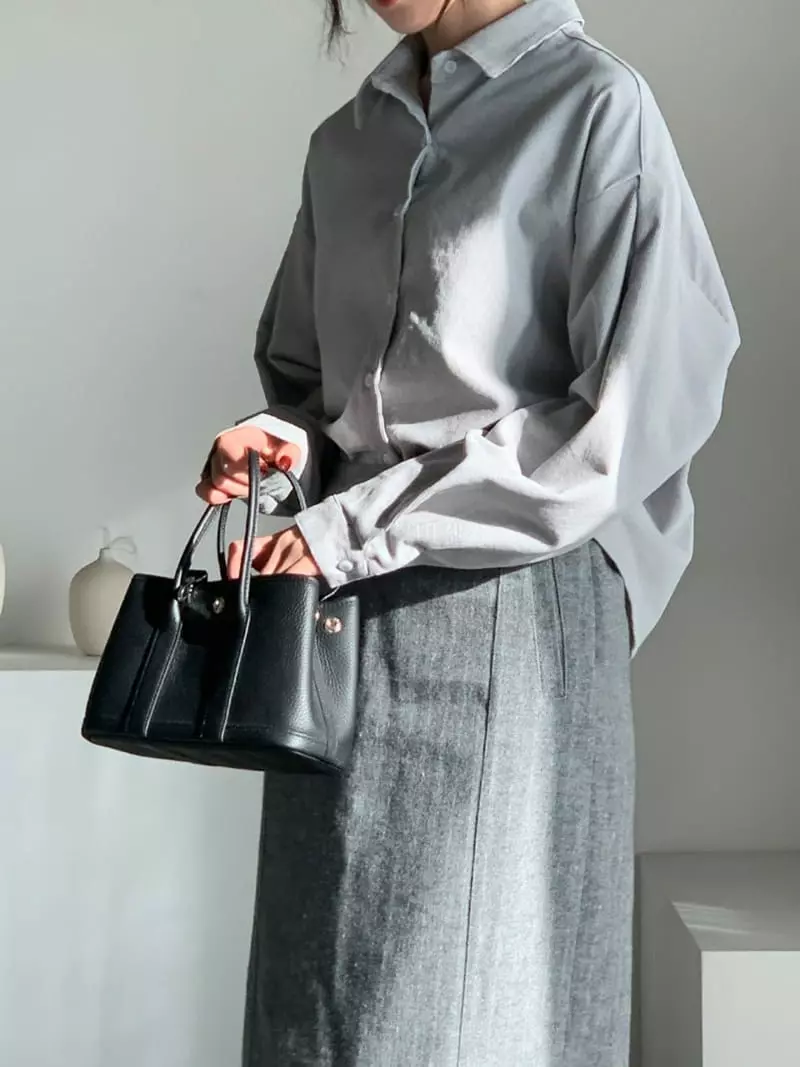 Baribari - Korean Women Fashion - #romanticstyle - Rib Crop SHIrt - 4