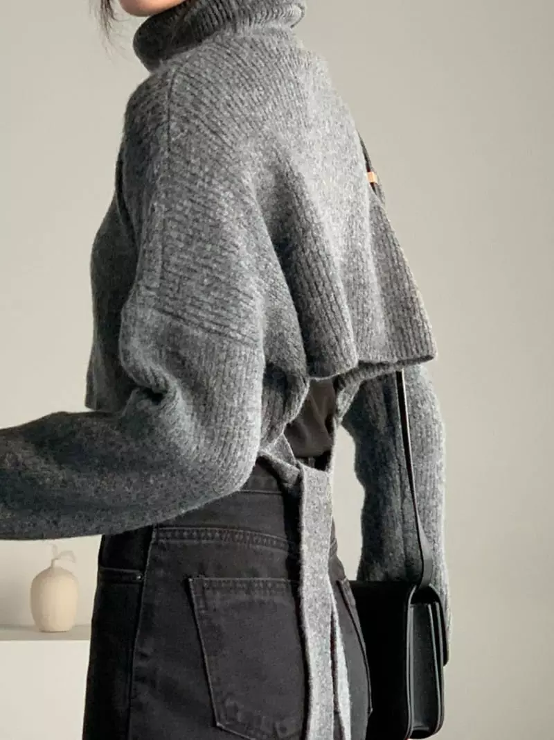 Baribari - Korean Women Fashion - #thelittlethings - Crop Knit Turtleneck Tee - 5