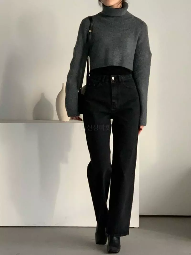 Baribari - Korean Women Fashion - #womensfashion - Crop Knit Turtleneck Tee - 7