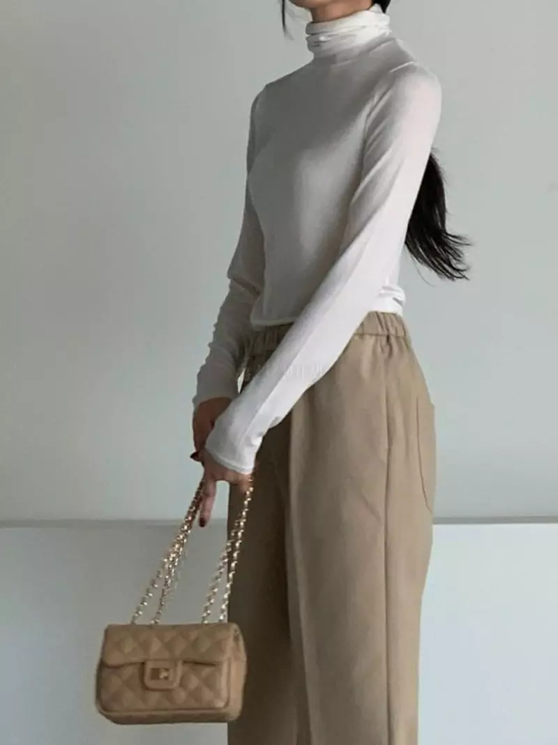 Baribari - Korean Women Fashion - #womensfashion - Cutting Turtleneck Tee - 11