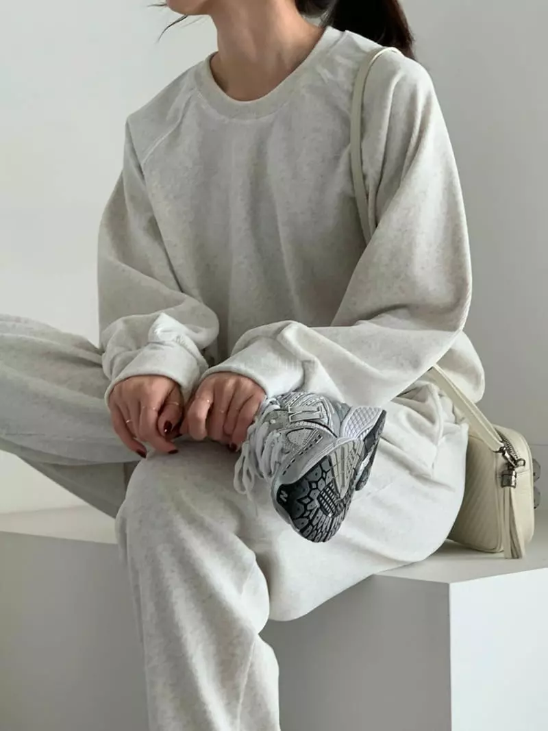Baribari - Korean Women Fashion - #womensfashion - Veloure Pants
