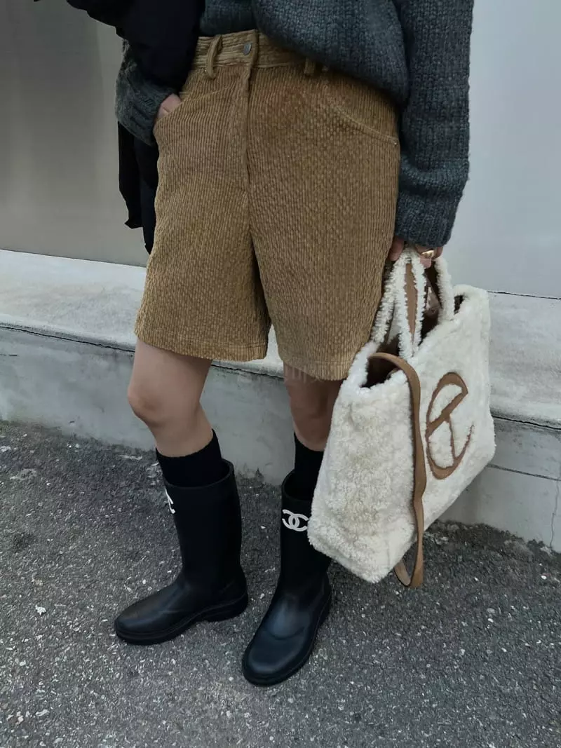 Better - Korean Women Fashion - #womensfashion - Chello Shorts
