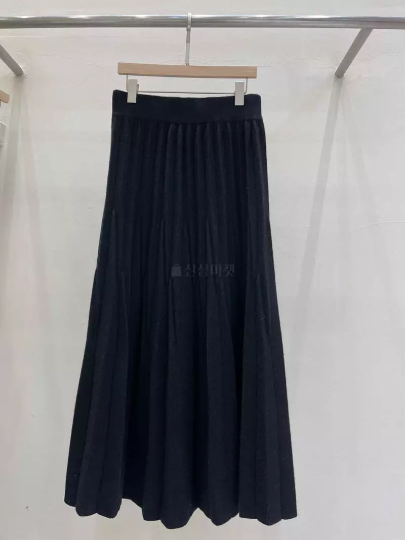 Blanc - Korean Women Fashion - #momslook - Wrinkle Skirt - 3